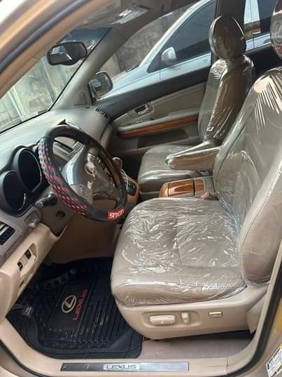 A picture of 2006 Lexus RX330