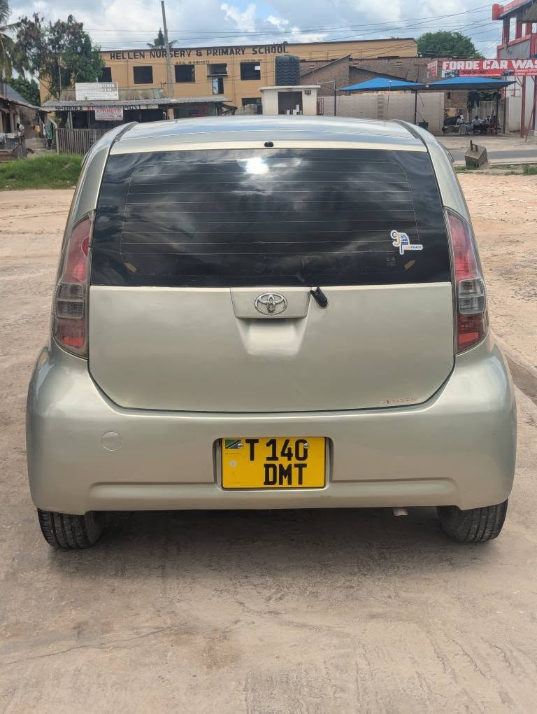A picture of Toyota passo piston 4