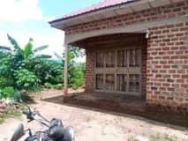 A picture of Good deal on quick sale House on sale located matugga