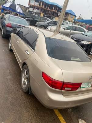 A picture of Honda accord 2006 first body