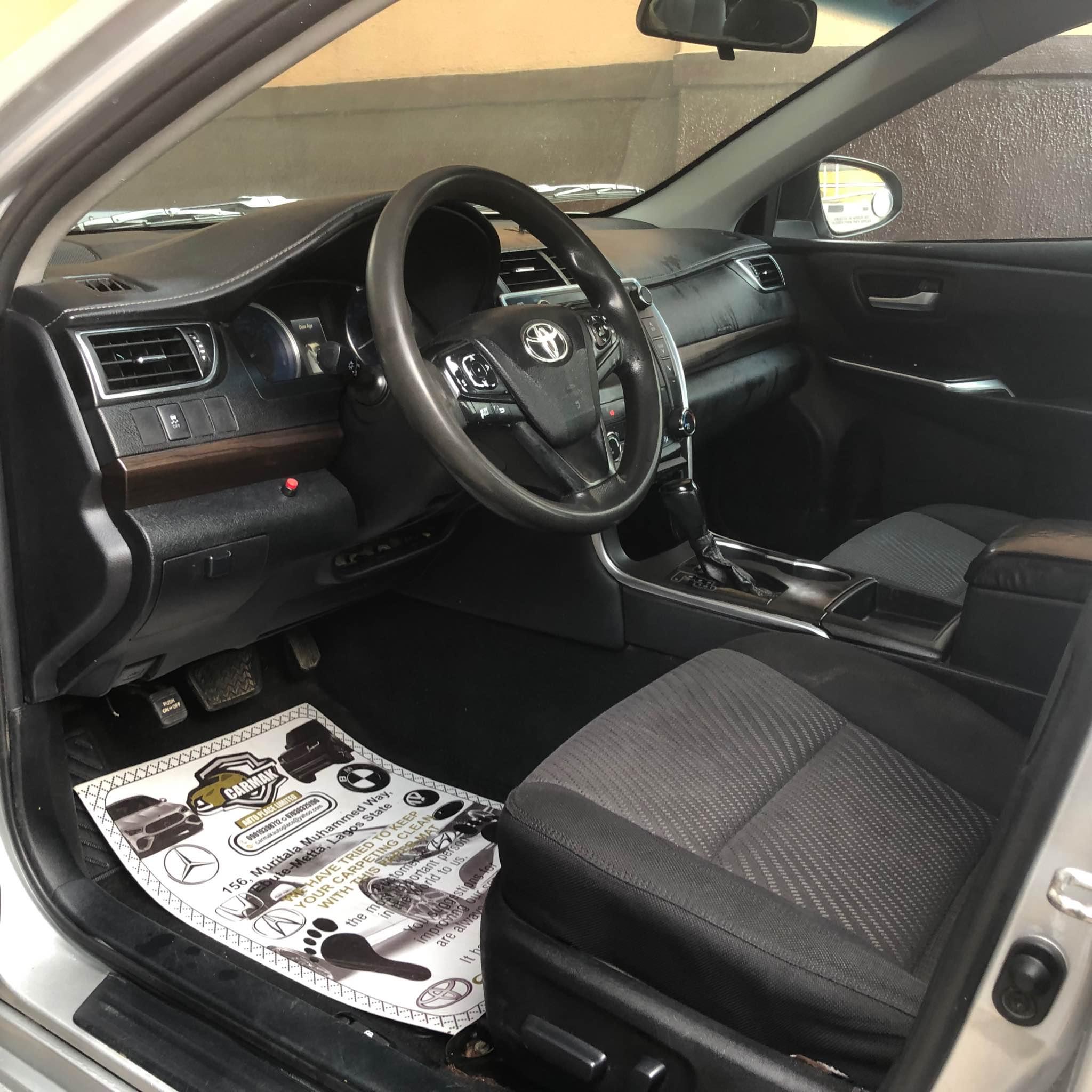 A picture of Toyota Camry 2016