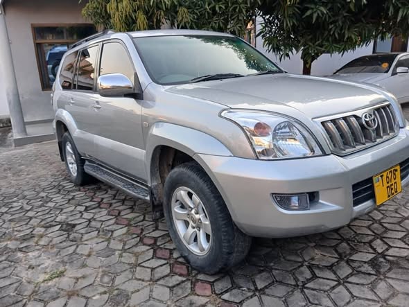 A picture of Prado 120