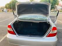 A picture of toyota camry 2004 LE