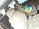 A picture of Toyota Sienna 2000 model