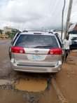 A picture of 2006 toyota sienna available for sale first body engine gear