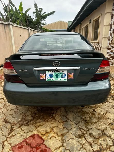 A picture of 04 Camry