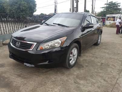 A picture of Honda Accord 010