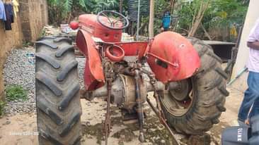 A picture of Tractor
