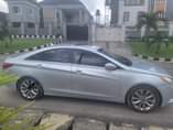 A picture of 2012 HYUNDAI SONATA
