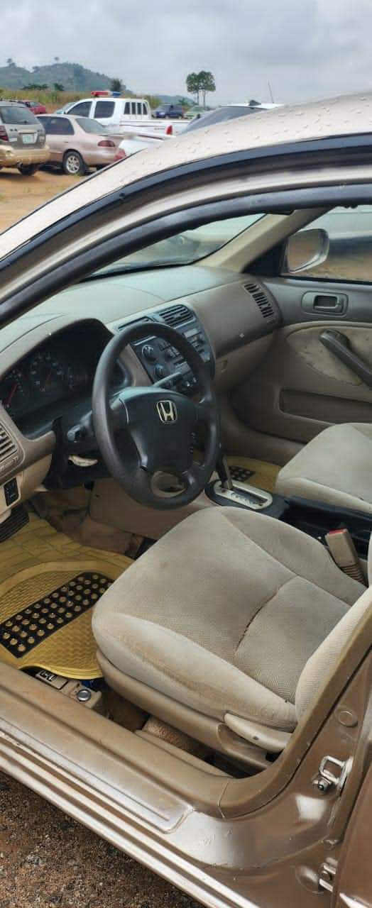 A picture of 2002 HONDA CIVIC