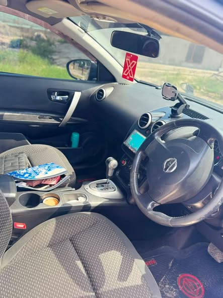 A picture of NALENGESHA NISSAN DUALIS MIL 13 000 000 FIXED OPENROOF 2011