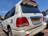 A picture of 2002 Toyota Land cruiser V8
