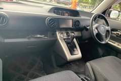 A picture of Toyota Rumion 2008
