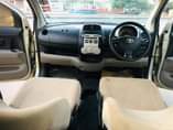 A picture of Toyota passo