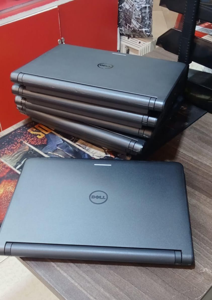 A picture of Dell i3 with 8gb Ram and 500gb HDD