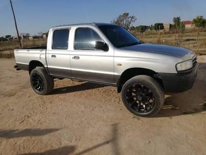 classifieds/cars mazda