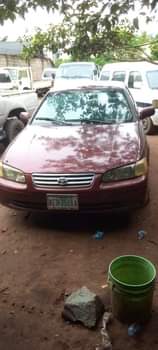 A picture of Camry 2 2