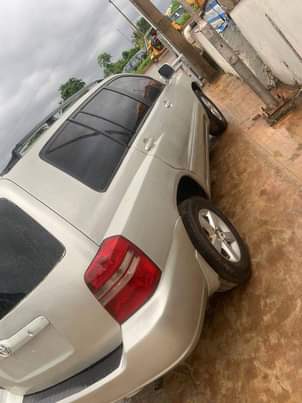 A picture of Toyota Highlander 2003