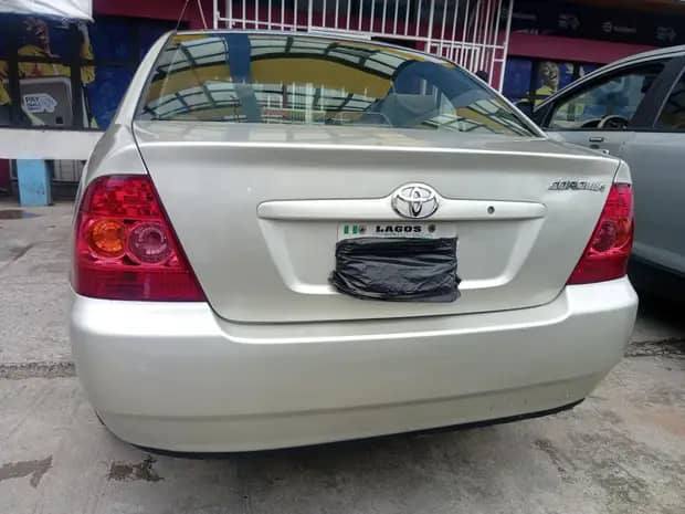 A picture of Toyota Corolla Manual transmission