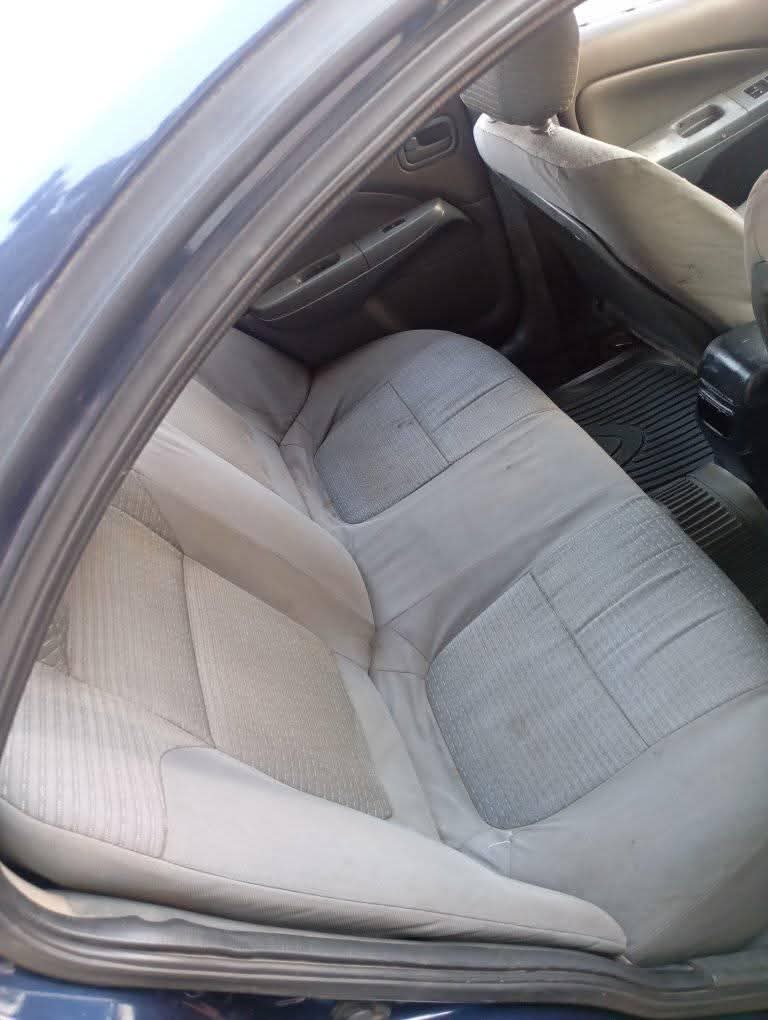 A picture of 2006 Nissan sunny
