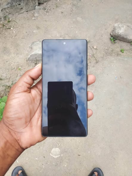 A picture of Google Pixel 6a gb128
