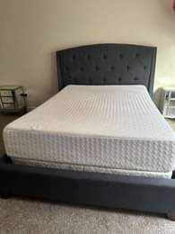 A picture of Anyone need this items we moving out to a new