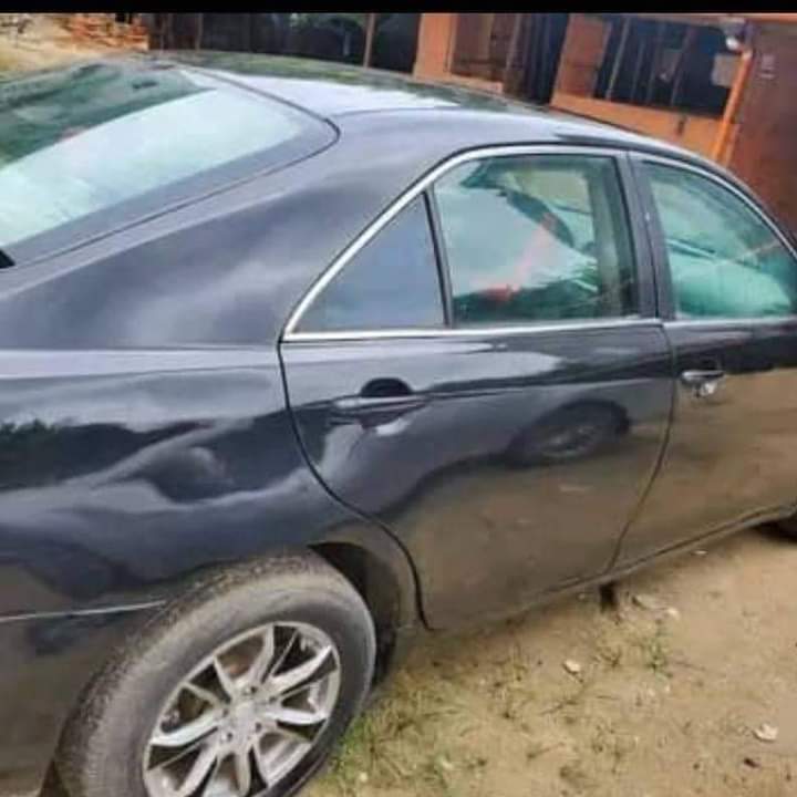 A picture of Toyota Camry 08