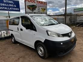 nissan nv200