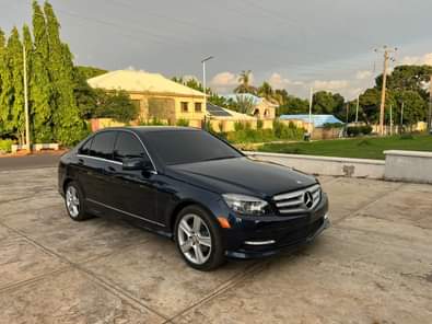 A picture of SLIGHTLY USED 2010 MODEL 4MATIC MERCEDES BENZ C300 WITH GENUINE