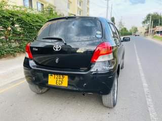 A picture of Toyota vitz new