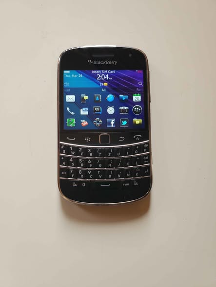 A picture of Blackberry Bold 5 8gb 08164855974