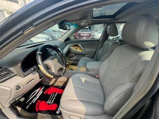 A picture of Super Excellent Toyota Camry 2007 XLE TOKS STANDARD Leather seats