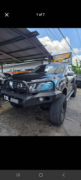nissan np300