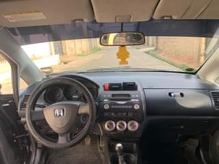 A picture of HONDA JAZZ