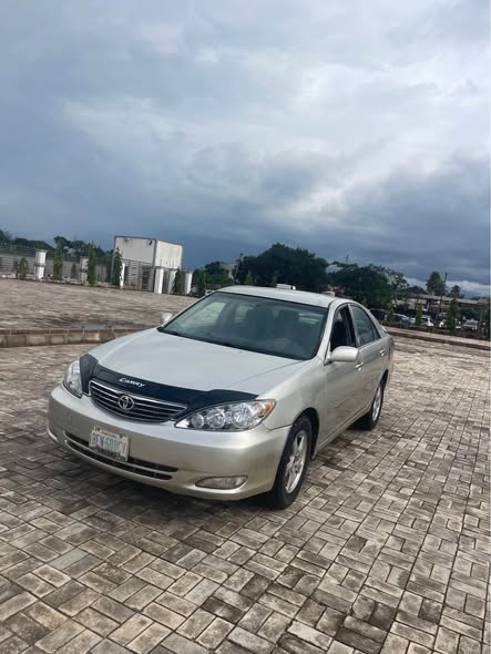 A picture of Neatly Used Registered 2004 Toyota Camry LE