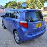 A picture of Toyota ractis