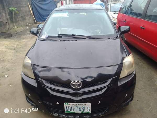 A picture of Toyota Yaris I m very sure of the engine The