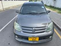 A picture of PRICE 14 5 MIL Contacts 0620858707 0657262757 TOYOTA IST 2005