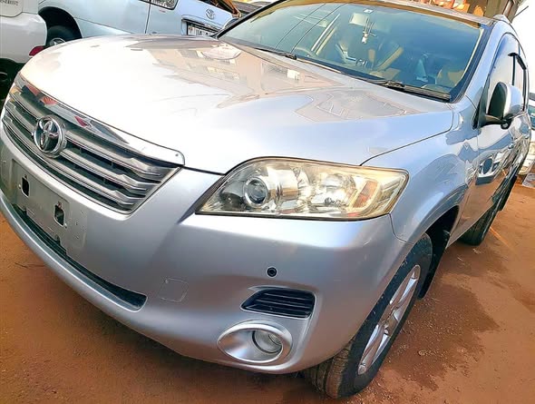 A picture of Vanguard Has Sunroofs 7 Seater Call O703273550