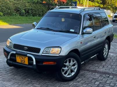 used toyota rav4