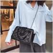 A picture of Handbag