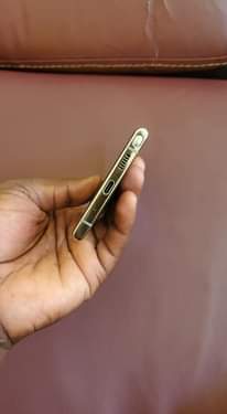 A picture of Samsung note 10 plus