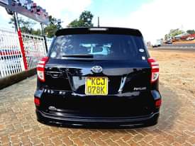 A picture of Toyota rav4 1.64m