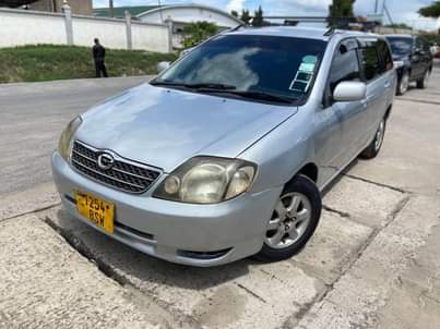 A picture of TOYOTA FIELDER