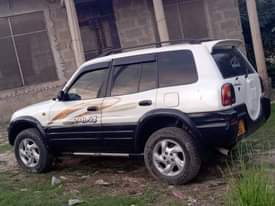 A picture of 1996 Toyota Rav4 old Model old model