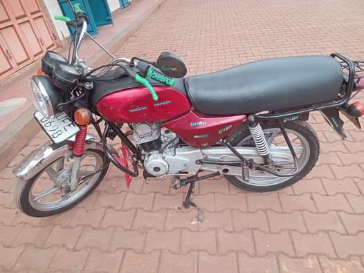 A picture of Quick sale 1 7m Call WhatsApp 0750332168 0788981232