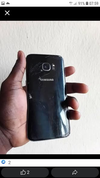 A picture of Samsung galaxy s7 working perfectly fine