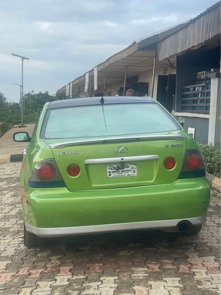 A picture of Lexus IS 300