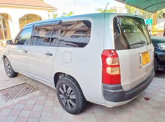A picture of Car