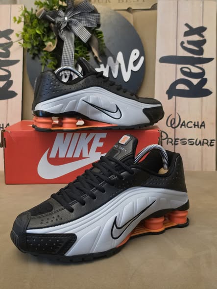 A picture of Sneakers shoes